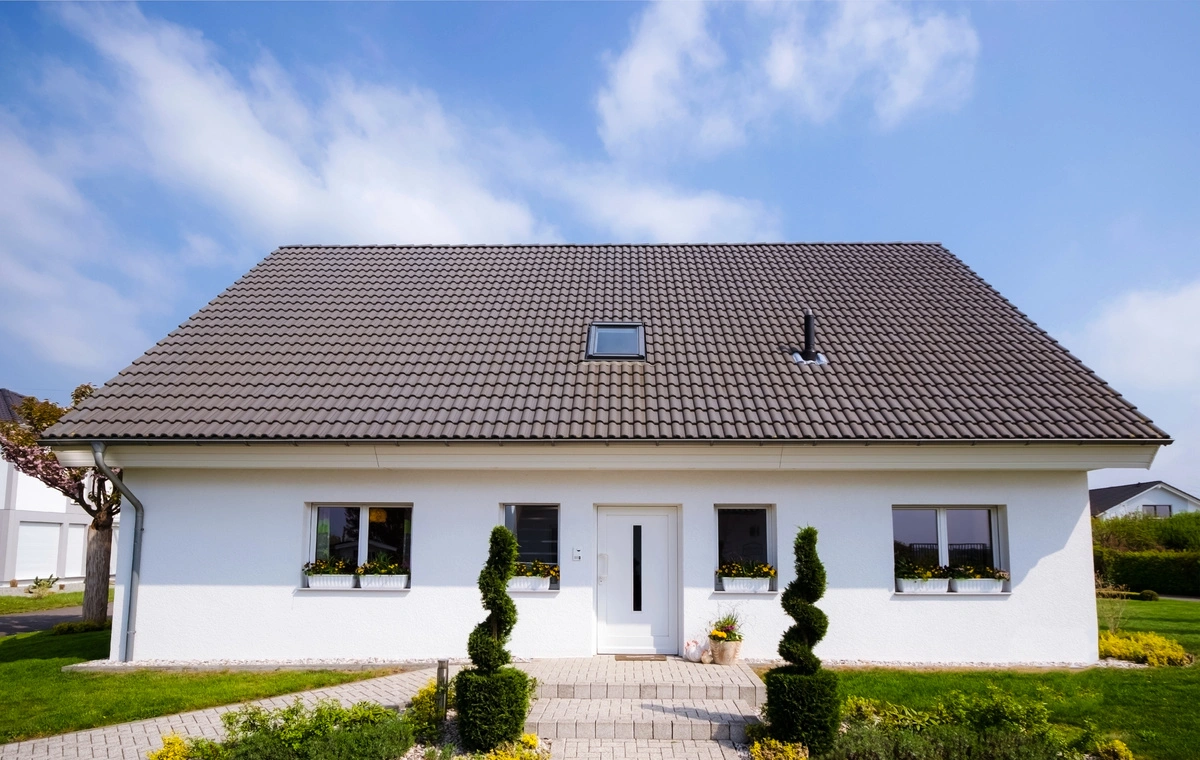 Selbstreinigende photokatalytische Lasur